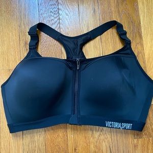 Victoria’s Secret Incredible Lightweight Max Front Close Sports Bra 38D Black